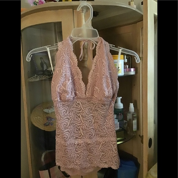 Like New bebe Lace Halter Top M - Picture 1 of 5